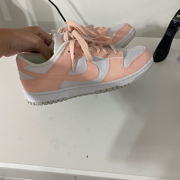 dunk lows pale coral - Picture 7 of 9